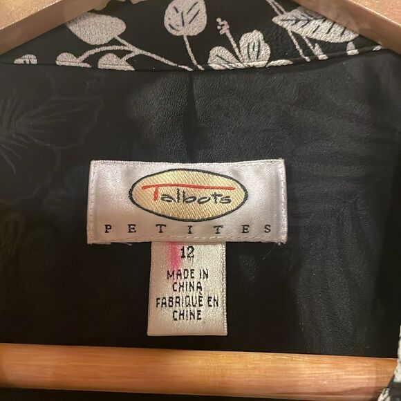 Talbots Top - Picture 2 of 9